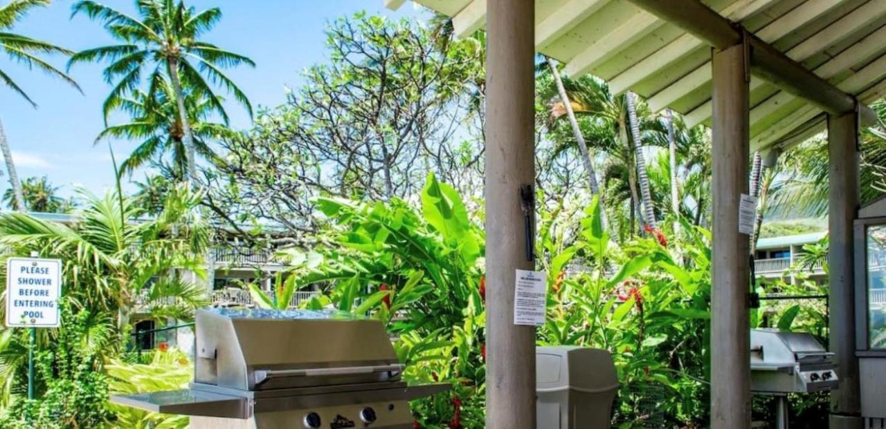 Апартаменты Molokai Island Retreat With Beautiful Ocean Views And Pool - Newly Remodeled! Ualapue Экстерьер фото