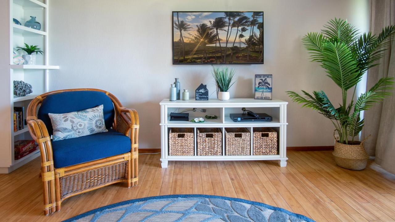 Апартаменты Molokai Island Retreat With Beautiful Ocean Views And Pool - Newly Remodeled! Ualapue Экстерьер фото